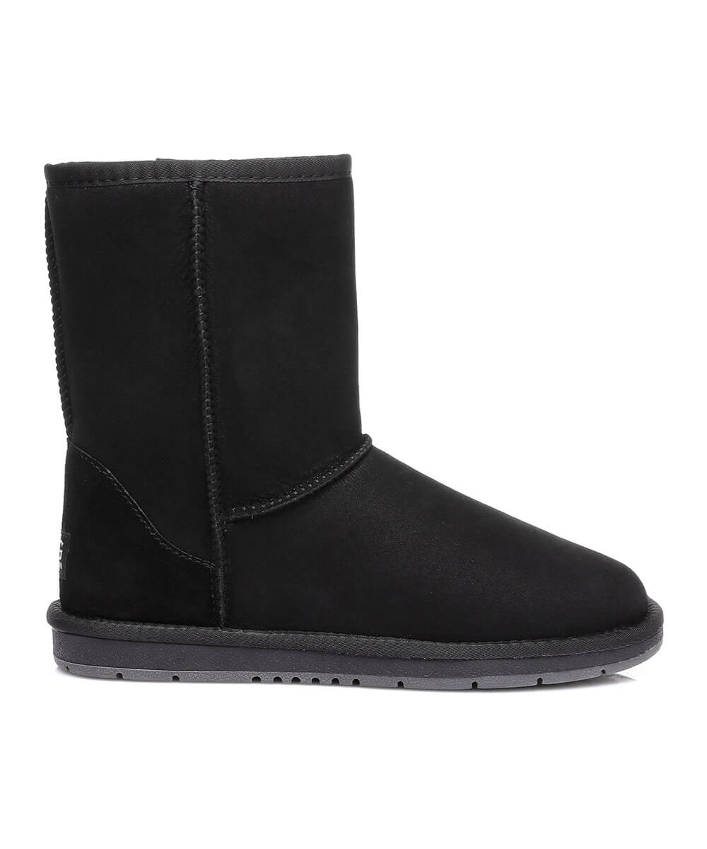 UGG Classic Short - Women - UGG Specialist Australia Main image