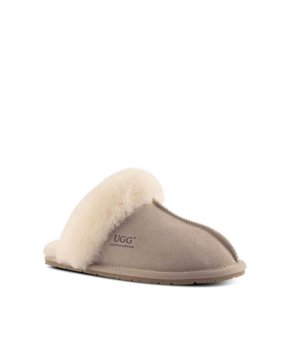 UGG Snuggly Slipper - Women Secondary image